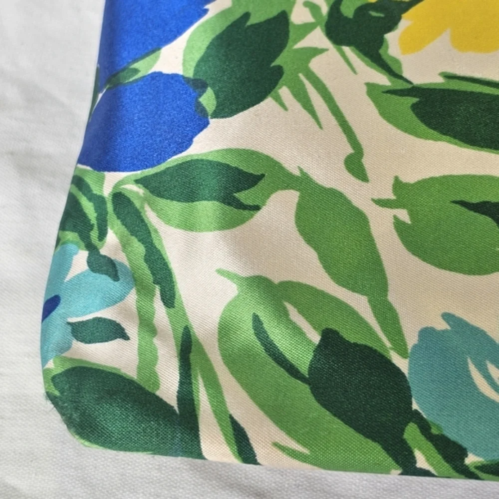 Celebrity, Inc. nwt vintage
